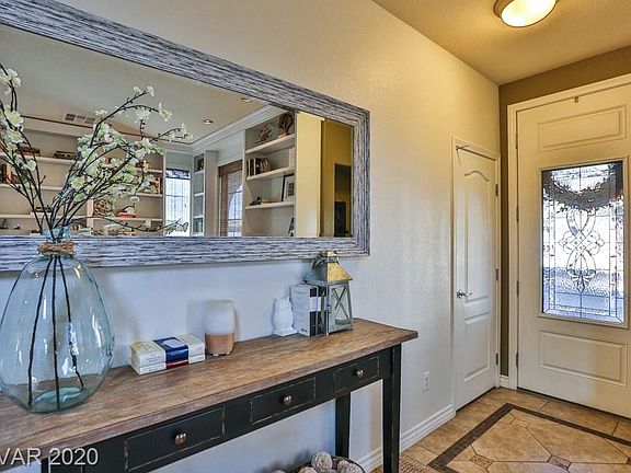 5th image of 10829 Elfstrom Ave