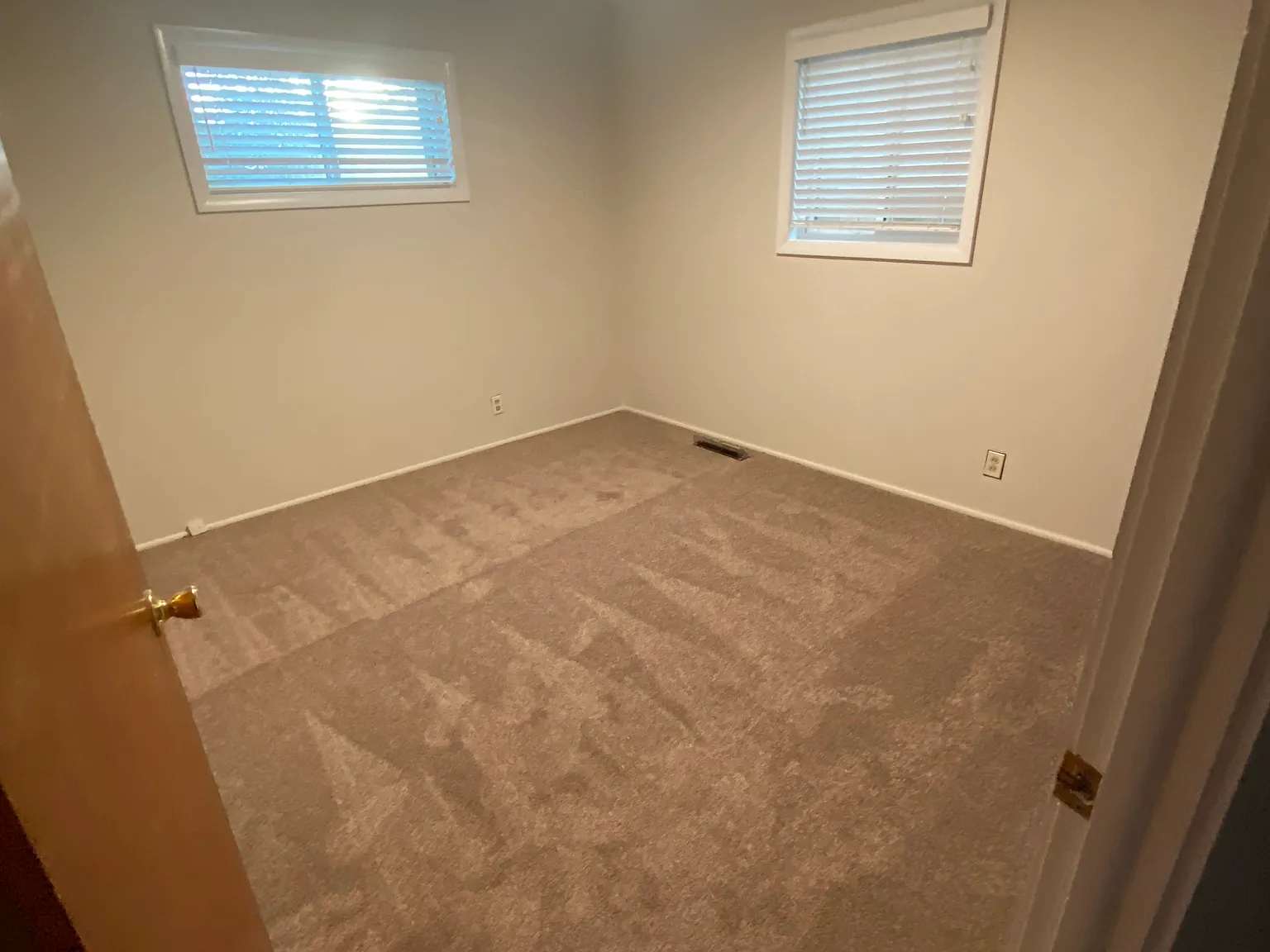 2 bed, 988 sqft, $1,800 — Photo 4