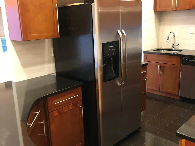 237 Great Neck Rd #4B — Photo 9