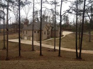 5990 Redman Ln, Bessemer, AL 35022