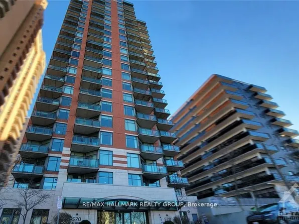 570 Laurier Ave W #906, Ottawa, ON K1R 1C8