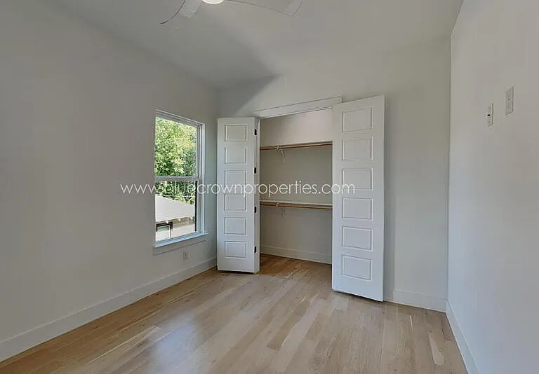 807 S Glasgow Dr — Photo 15