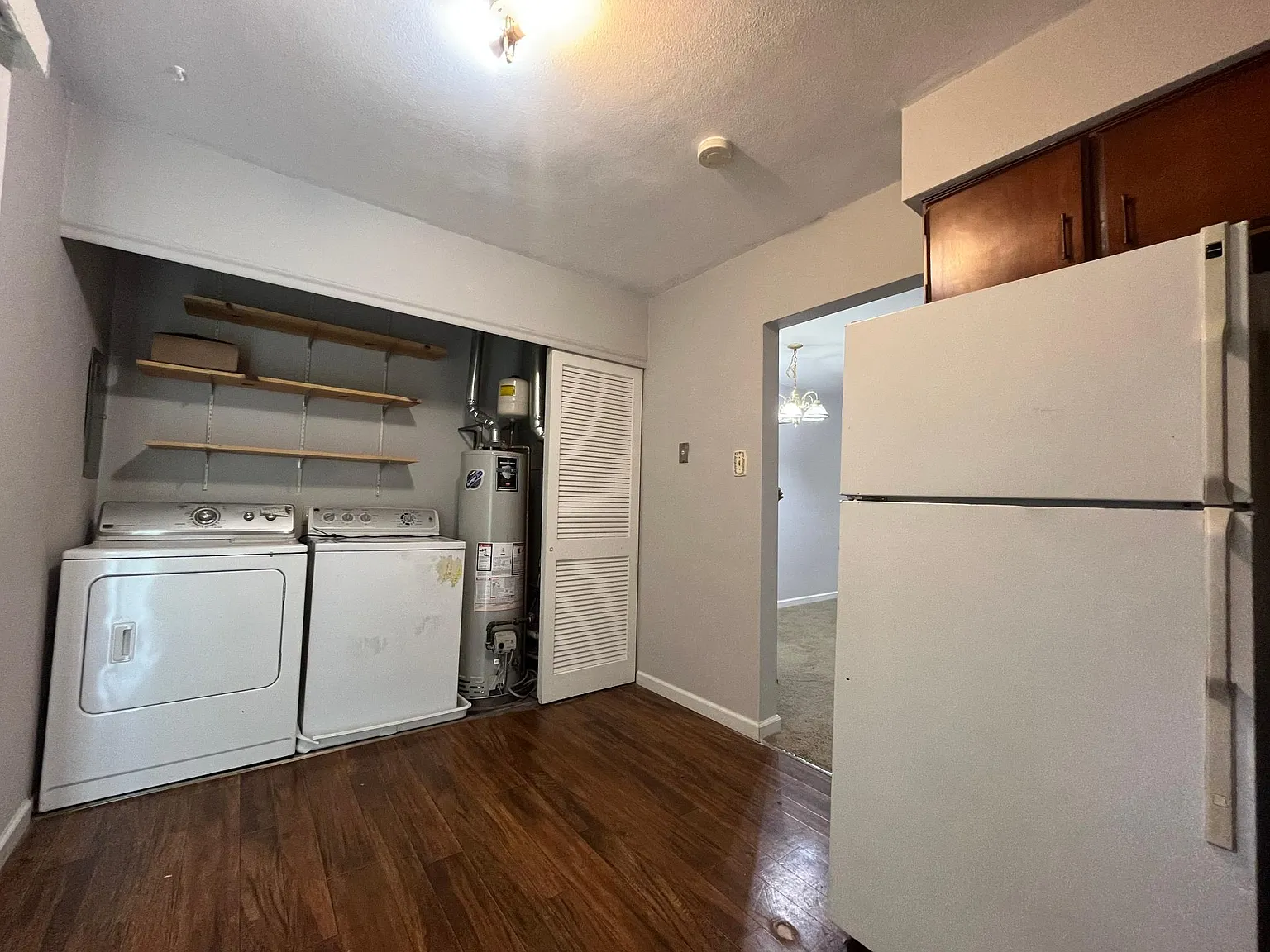 2 bed, 884 sqft, $995 — Photo 3