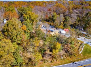 Grade Rd, Falling waters, WV 25419