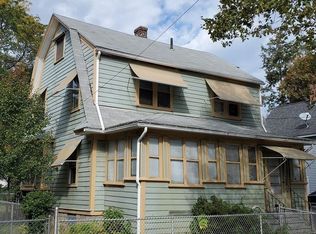 58 Fountain St, Springfield, MA 01108