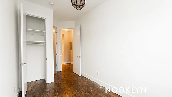 Rented by Nooklyn NYC LLC | media 48