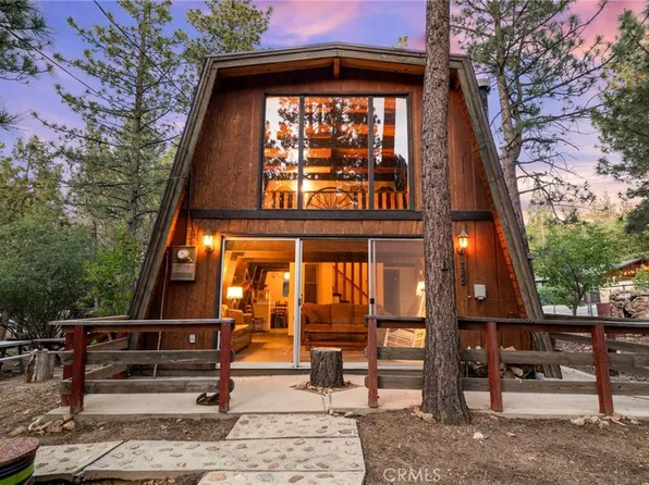 189 Moreno Ln, Sugarloaf, CA 92386