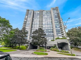 75 Queen St N #1606, Hamilton, ON L8R 3J3