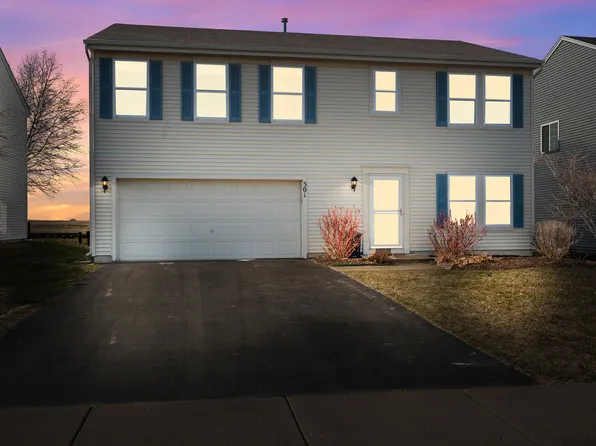 301 N Blue Jay St, Cortland, IL 60112