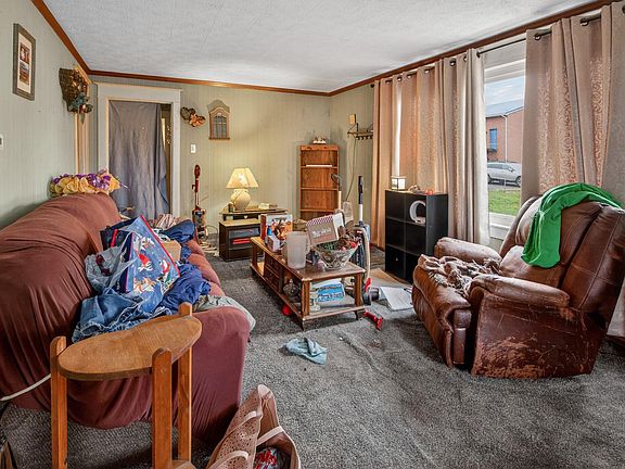 5th image of 3616 Lark St