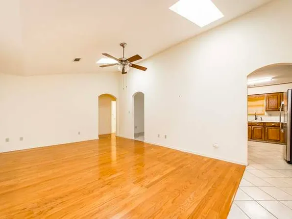 150 Forest View Cir, Hot Springs, AR 71913