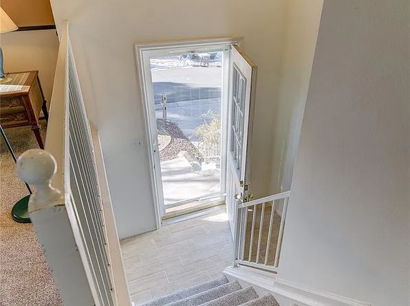 (undisclosed Address)