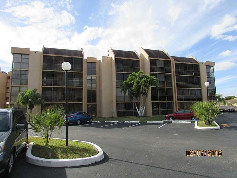 1st image of 18000 NW 68th Ave APT 206-A