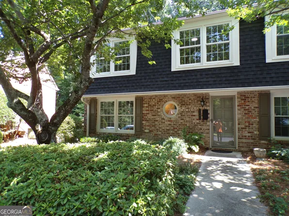 2482 Northlake Ct, Atlanta, GA 30345