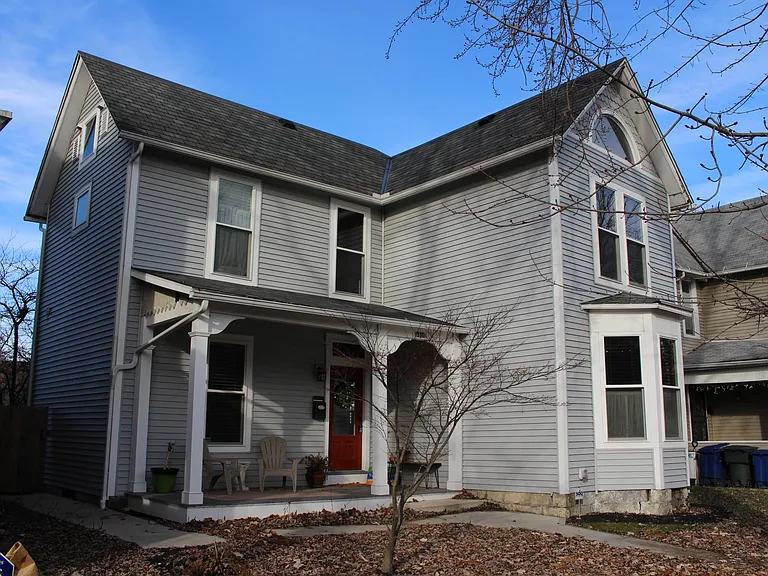 235 S Monroe Ave — Photo 2