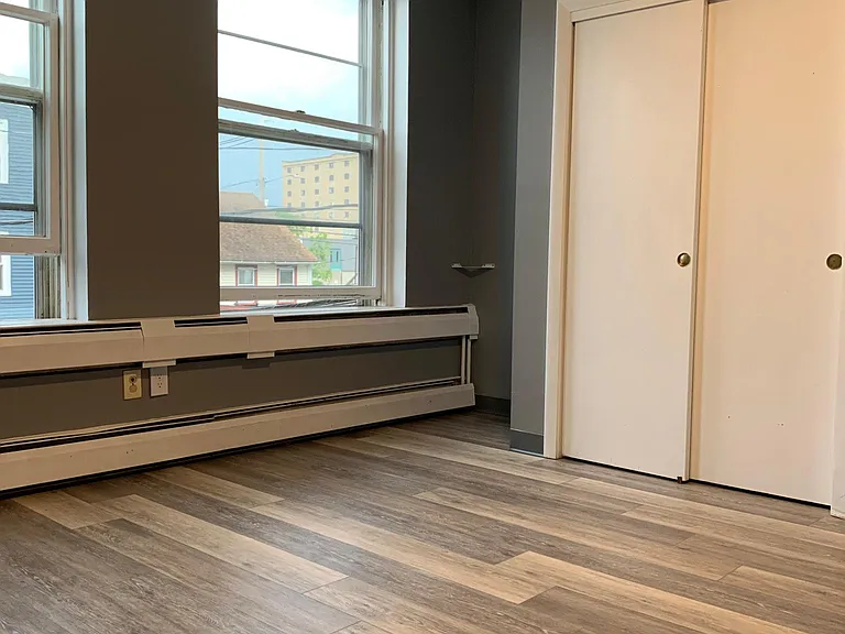 32 Chestnut St #25 — Photo 15