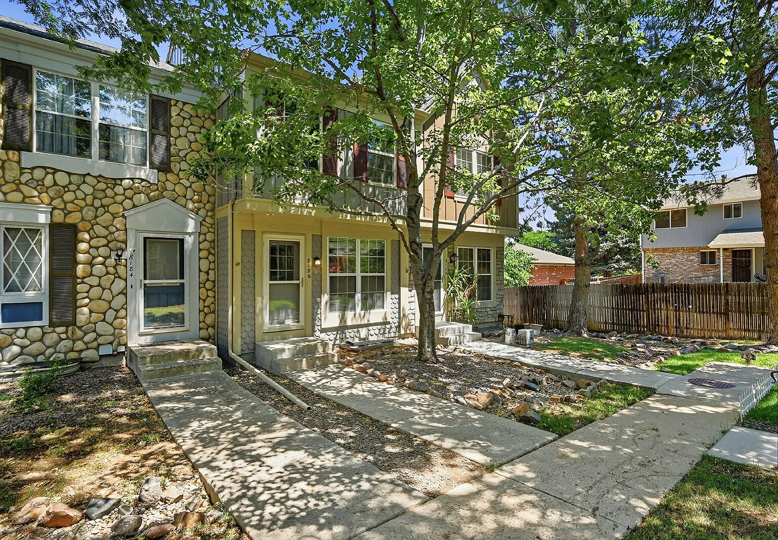 2 bed, 2.5 bath, 1358 sqft, $2,471 — Photo 2
