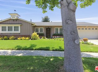 6106 S Croft Ave, Los Angeles, CA 90056