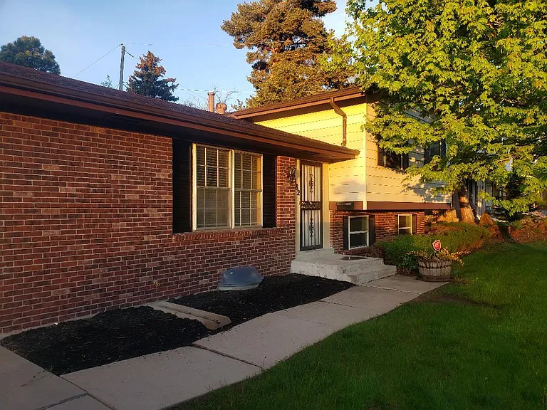 6482 E Dickenson Pl — Photo 2