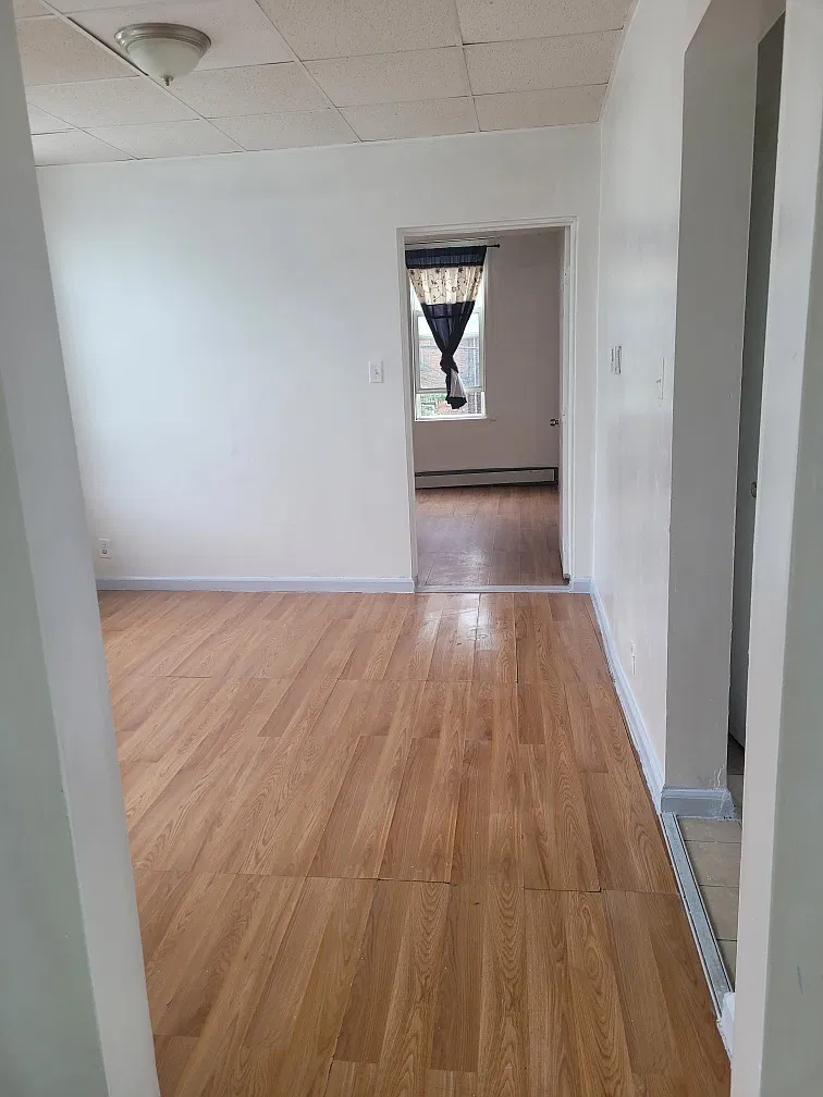 3 bed, 1500 sqft, $2,000 — Photo 4