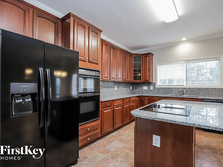 2948 Logbridge Rd — Photo 6