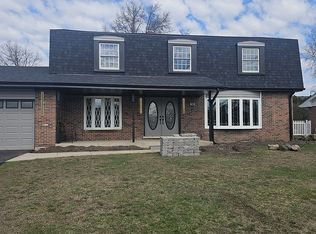 7304 W Kiowa Ln, Palos Heights, IL 60463