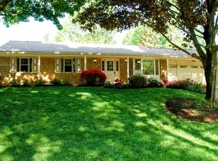 1513 Gingerwood Ct, Vienna, VA 22182