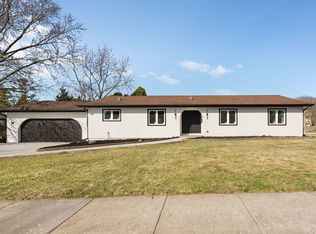 124 N Western Ave, Bartlett, IL