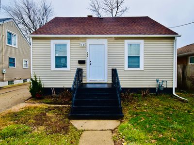 666 S Elmwood Ave, Waukegan, IL, 60085