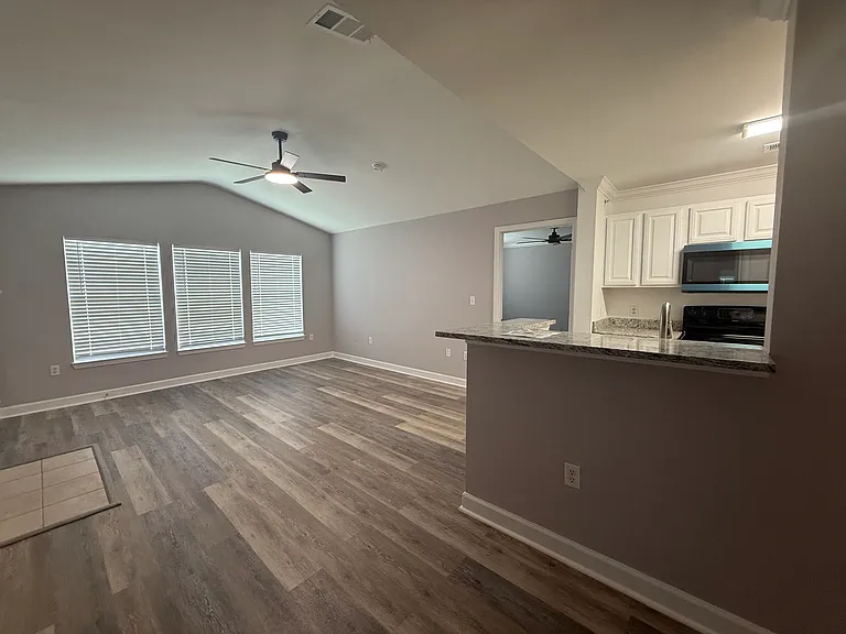 18293 Bridle Club Dr — Photo 2