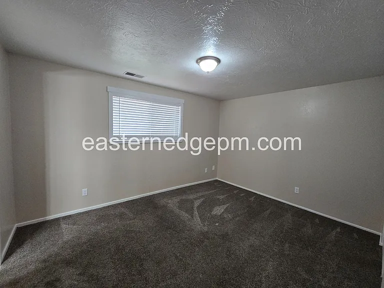 426-538 NW 9th St — Photo 15