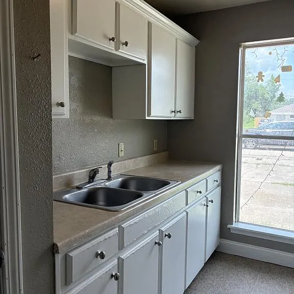 8238 Keel Ave — Photo 6