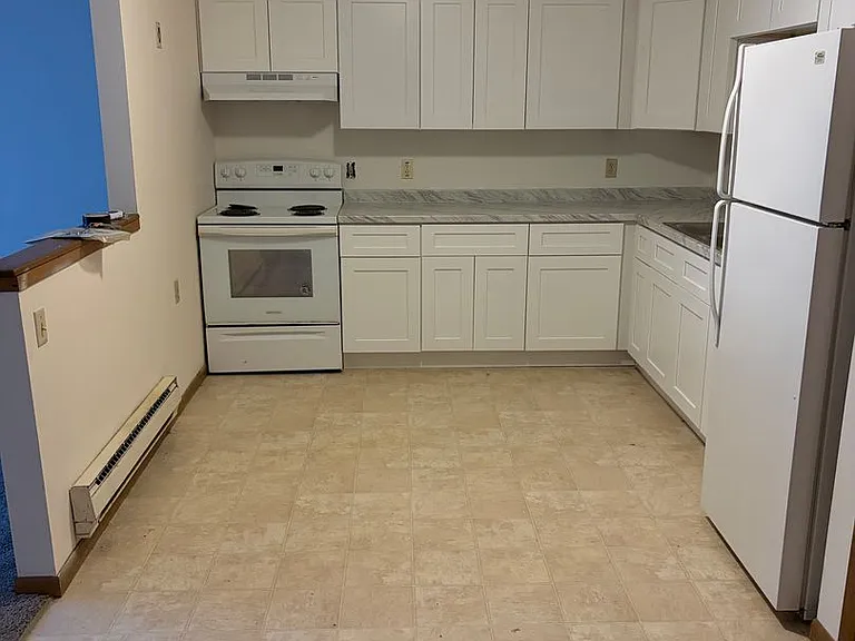 202 N Brookwood Dr #202 — Photo 1
