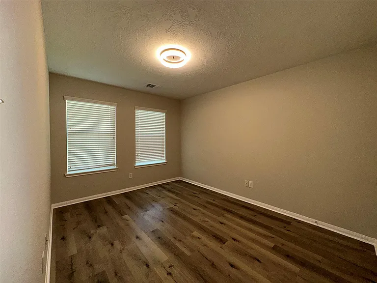 3715 Humble Dr — Photo 20