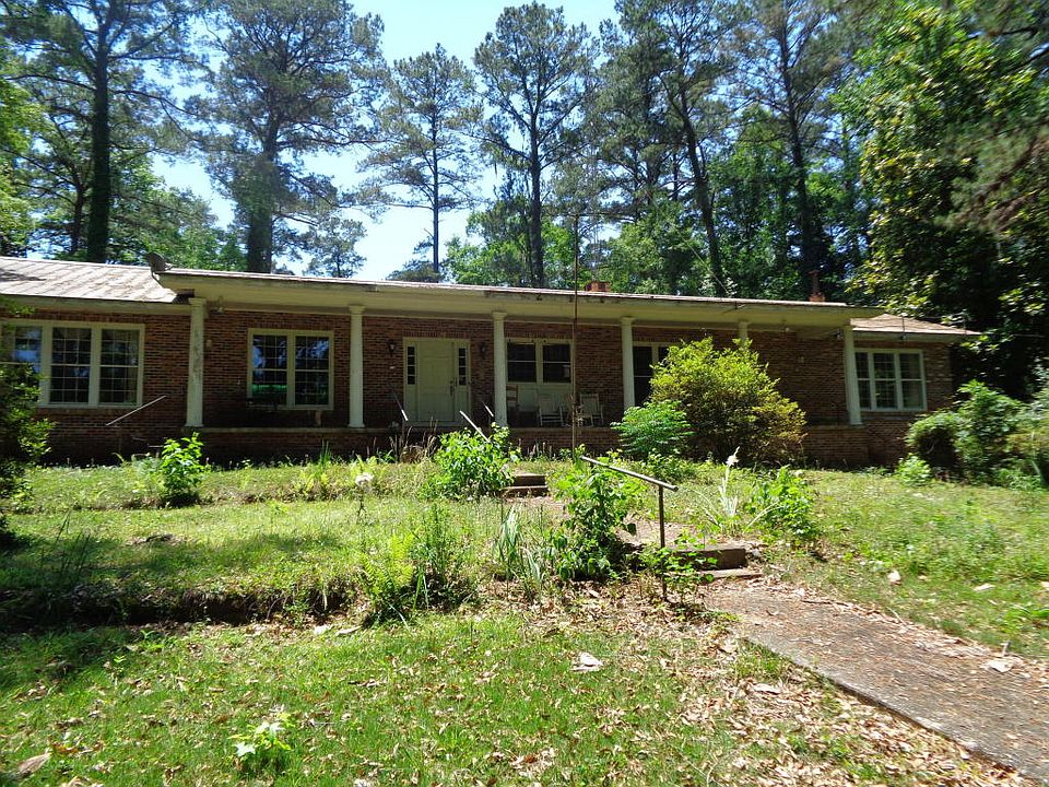1st image of 334 Lake Dr