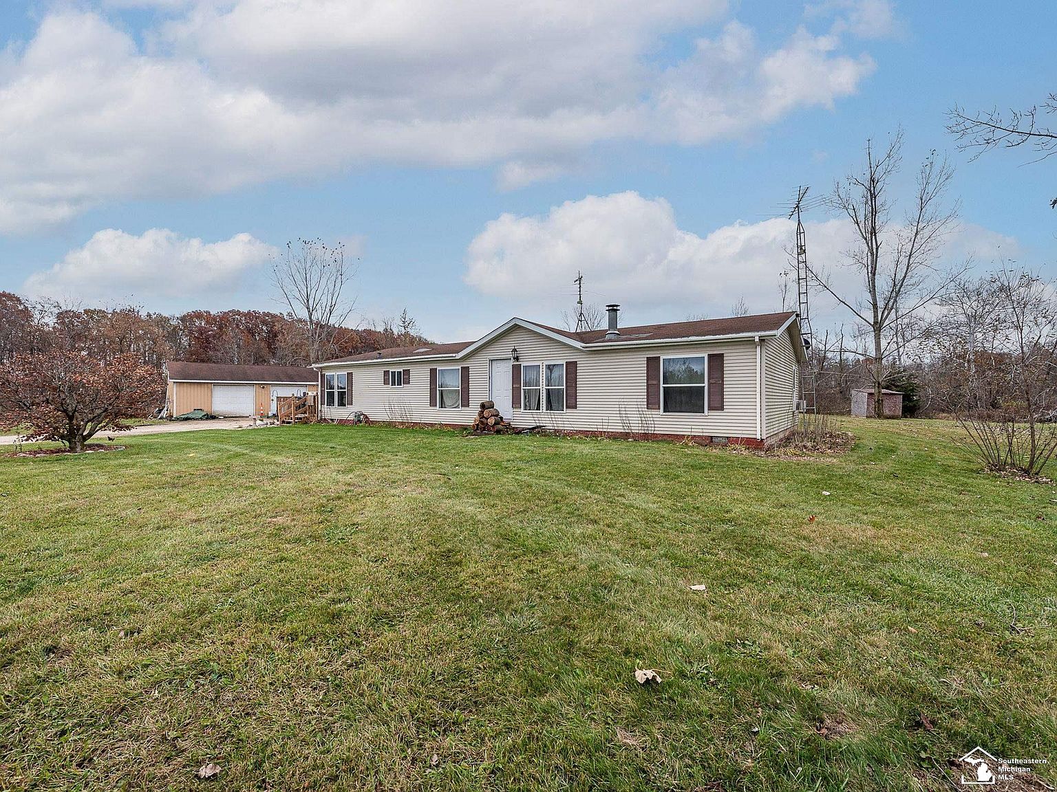 12803 Slee Rd, Manitou Beach, MI 49253 | Zillow