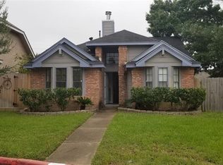 8631 Beechcrest St, Houston, TX 77083
