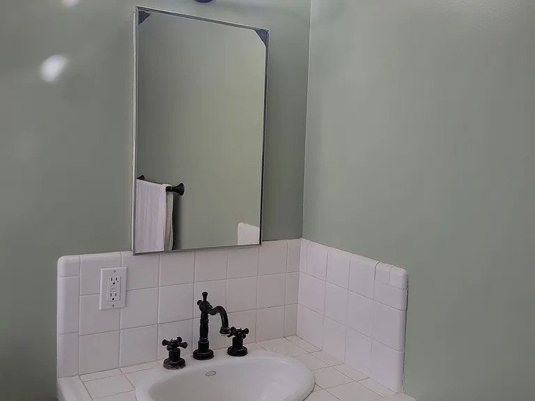 New lights and toilet racks