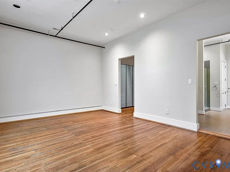 105 E Broad St #2B — Photo 18