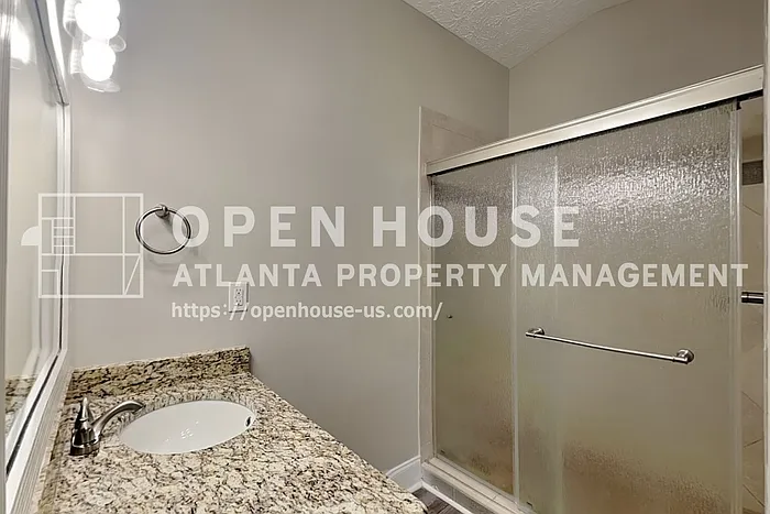 213 Brolley Woods Dr — Photo 11