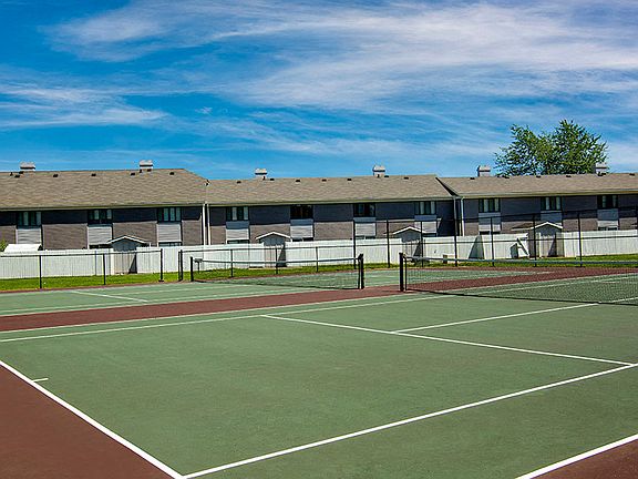 On-Site Tennis Courts!