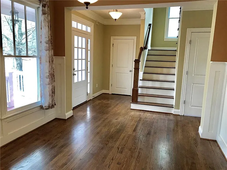 1678 Carr Cir NW — Photo 2