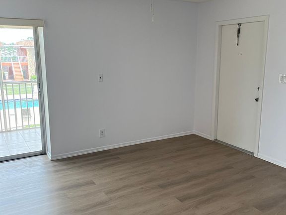 2nd image of 1400 Pompei Ln APT 18