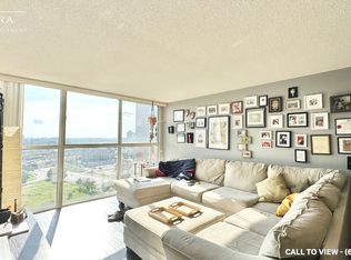 4185 Shipp Dr #1711, Mississauga, ON L4Z 2Y8