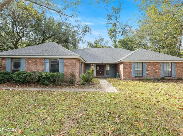 157 Greenfield Dr, Carencro, LA 70520