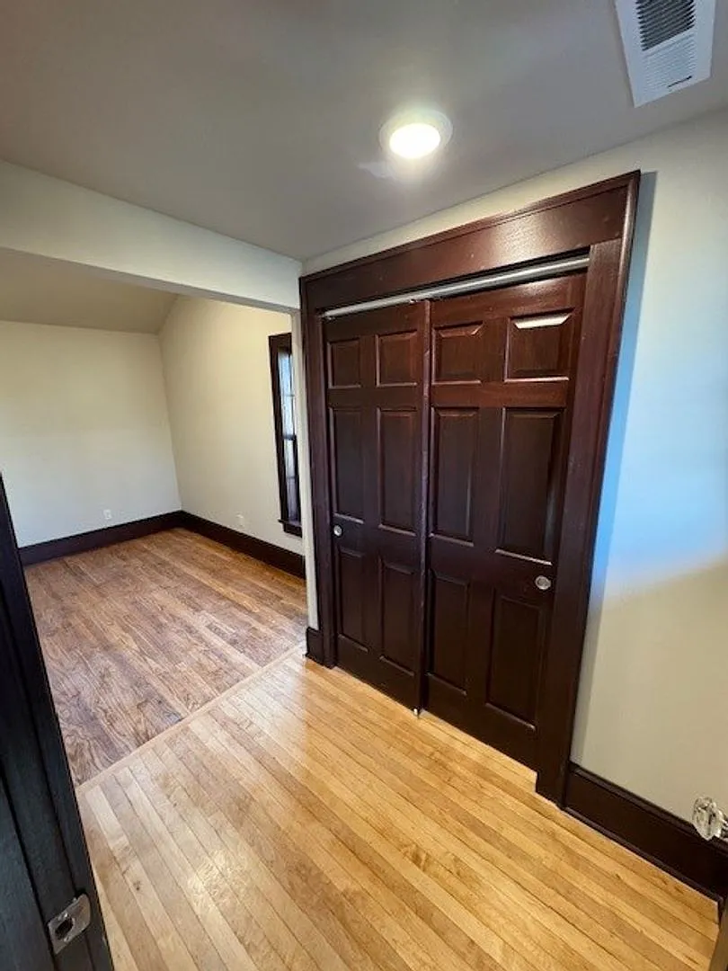 116 East Gorham Street — Photo 4