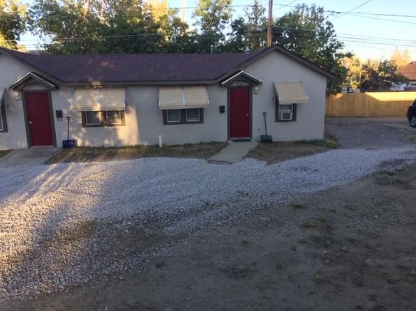 911 1/2 8th St #2, Rawlins, WY 82301