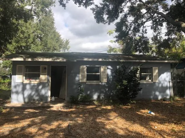 2106 Parkview Ave, Leesburg, FL 34748