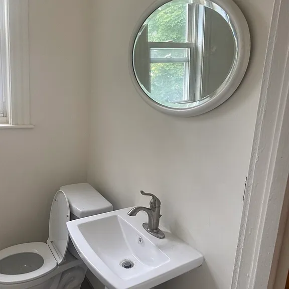 11 Pasadena Rd #2 — Photo 9