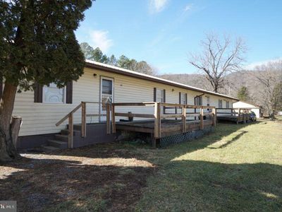 31 Therapeutic Dr, Brandywine, WV, 26802